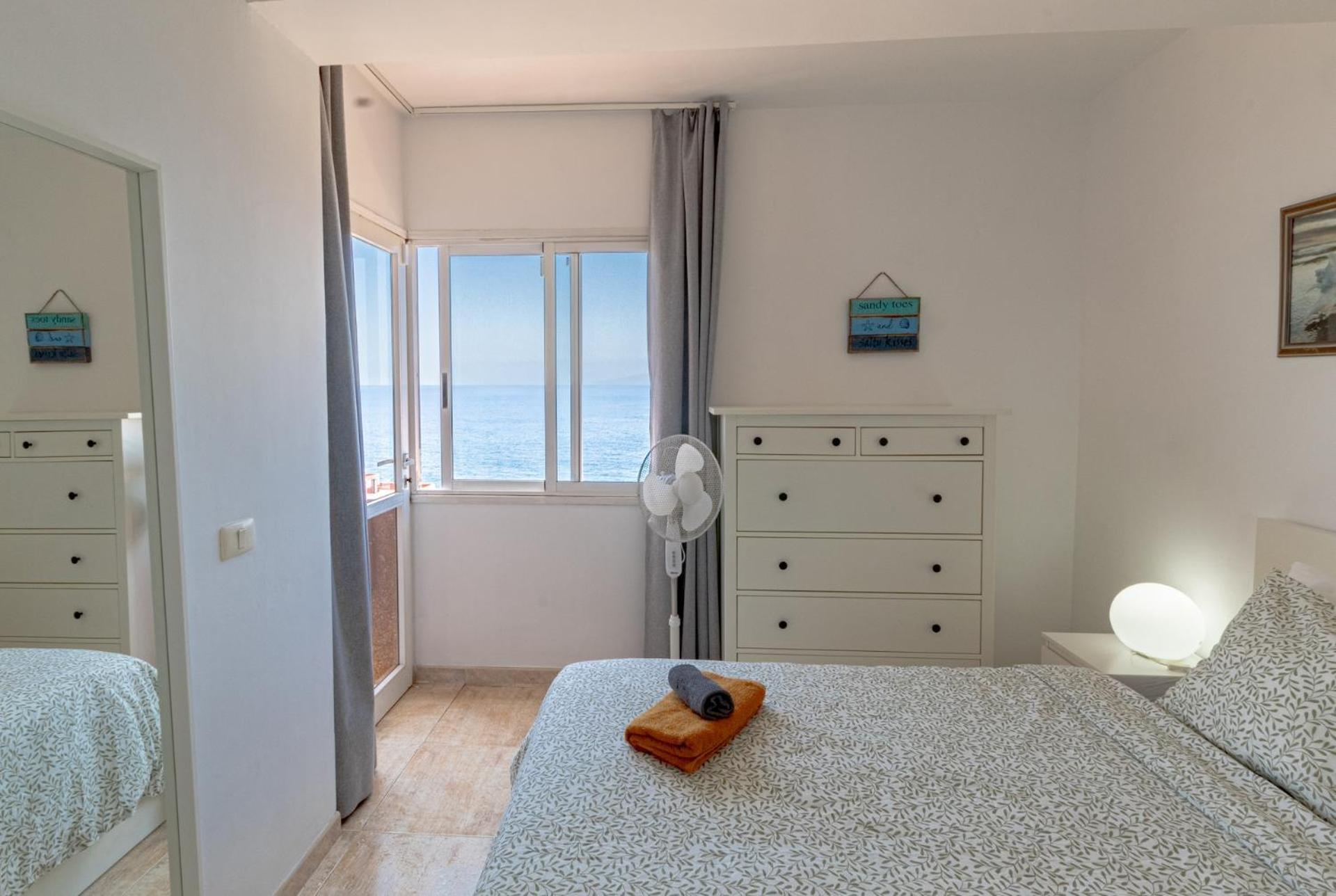 Apartment First Line Oceanfront By Dream Homes Tenerife Puerto de Santiago (Tenerife)